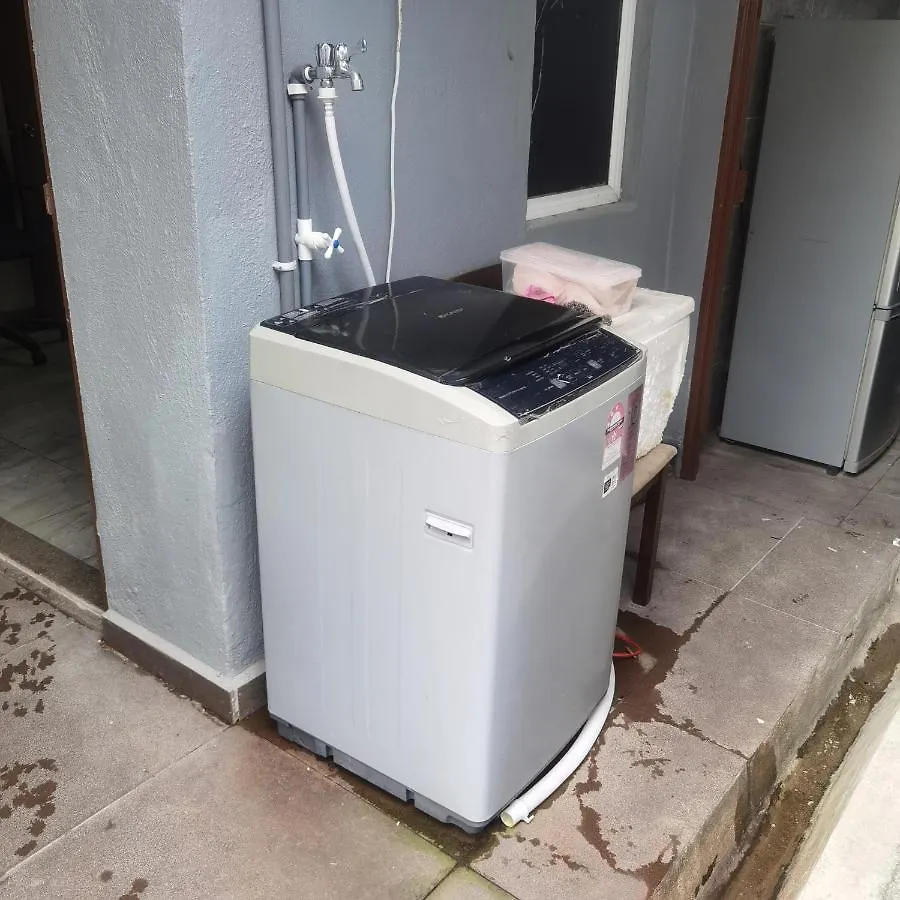 Homestay 8号房有厕所厨房冰箱洗衣机 Apartment Kuala Lumpur