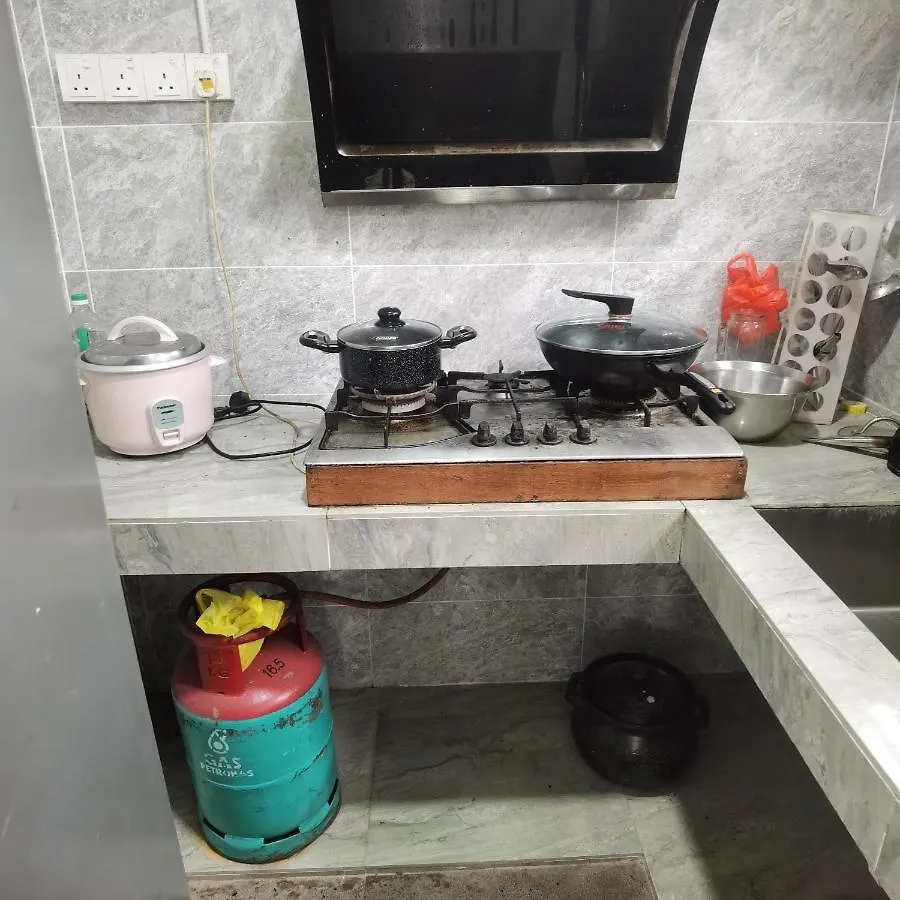 Homestay 8号房有厕所厨房冰箱洗衣机 Apartment Kuala Lumpur Malaysia